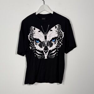 Men's Black Graphic Tee with Butterfly and Tiger Design